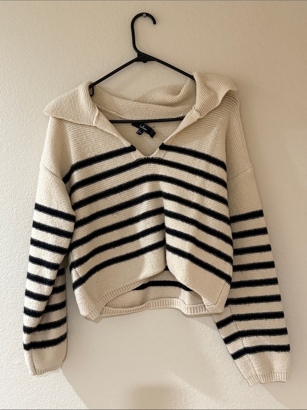 Lulu's Cream & Black Striped V-Neck long sleeve shirt